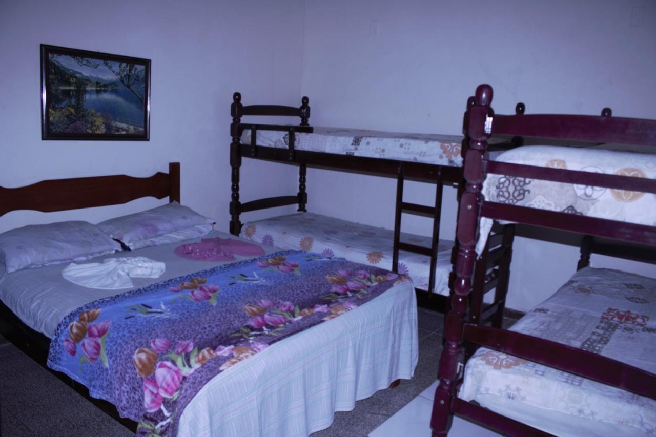 Hostel Rio Das Ostras Rio das Ostras Bagian luar foto