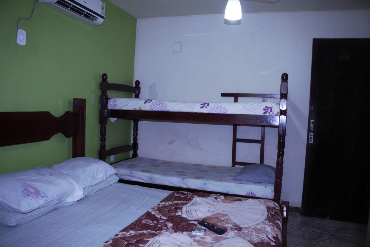 Hostel Rio Das Ostras Rio das Ostras Bagian luar foto